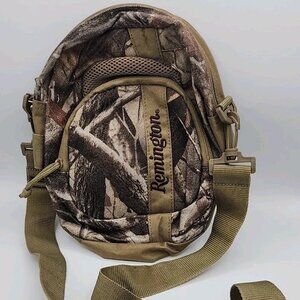 Remington Camo 2 Pouch Zip Up Side Ammo Bag Minor Interior Wear Pictured EUC